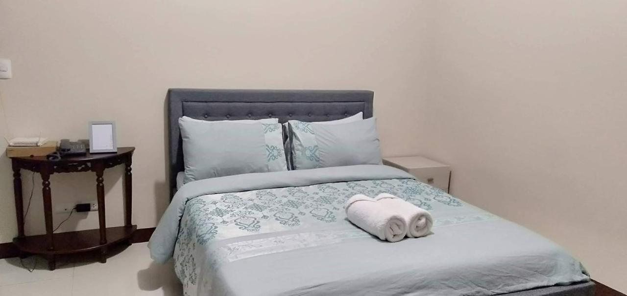 Condotel Walking Distance To Airport 马尼拉 客房 照片